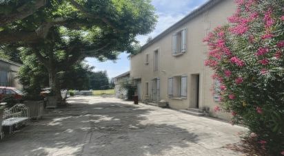 Maison 12 pièces de 260 m² à Avignon (84000)