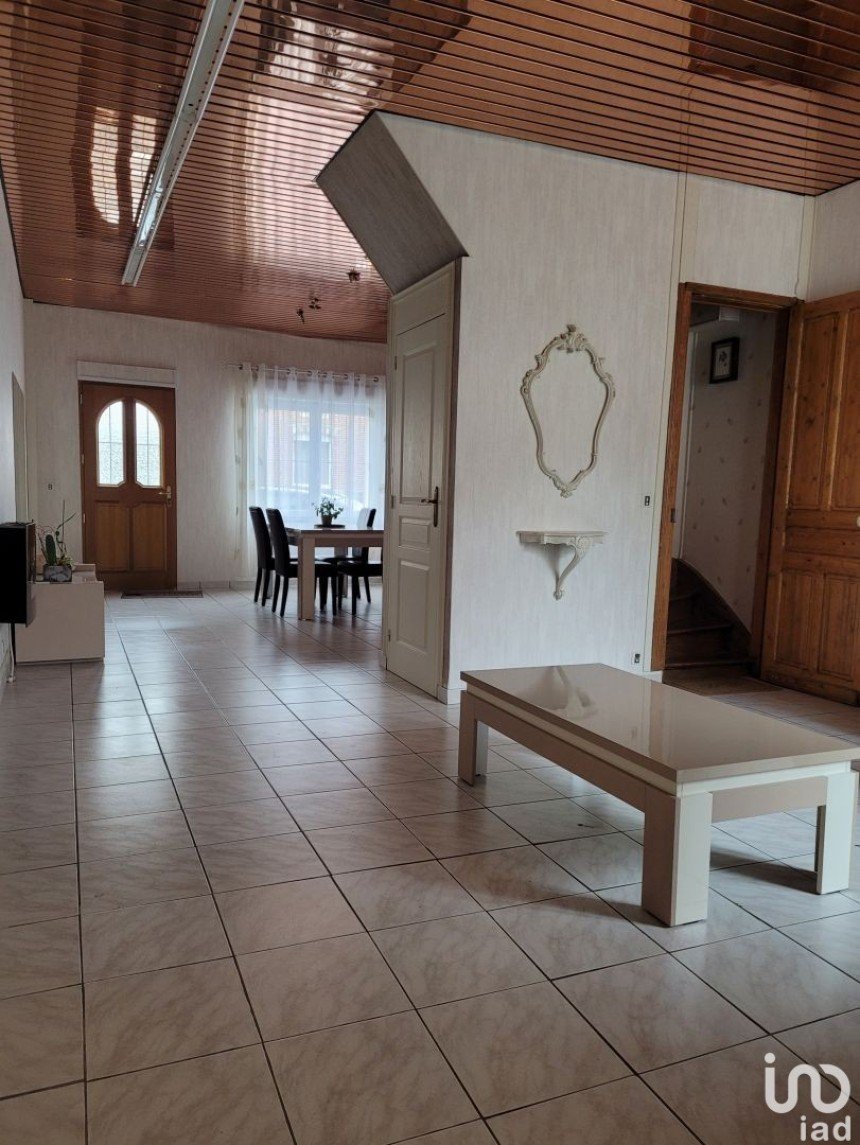 House 7 rooms of 146 m² in Avion (62210)