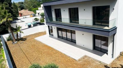 Architect house 5 rooms of 136 m² in Montélimar (26200)