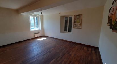 House 3 rooms of 247 m² in Égreville (77620)