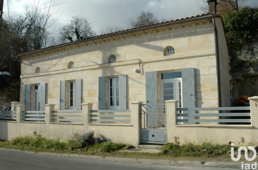 Maison 5 pièces de 122 m² à Bourg (33710)