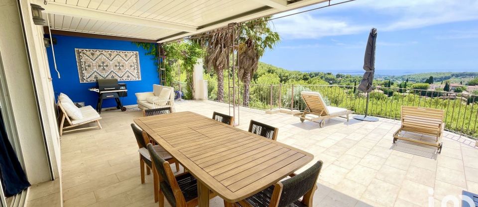 House 7 rooms of 350 m² in Sanary-sur-Mer (83110)