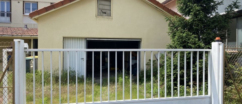 Maison traditionnelle 8 pièces de 138 m² à Clermont-Ferrand (63000)