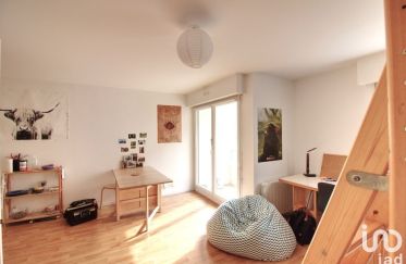 Apartment 1 room of 32 m² in Rennes (35000)