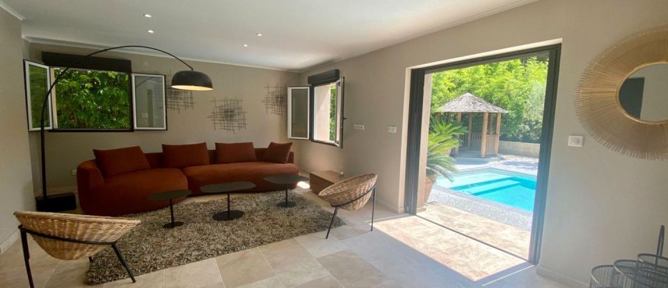House 5 rooms of 161 m² in Antibes (06160)