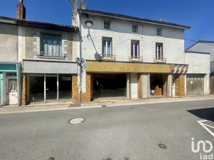 Maison 5 pièces de 200 m² à Oradour-sur-Vayres (87150)