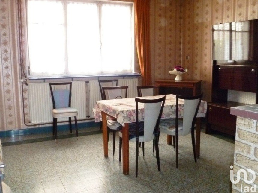 House 12 rooms of 189 m² in Feignies (59750)