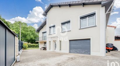 House 6 rooms of 156 m² in Tremblay-en-France (93290)