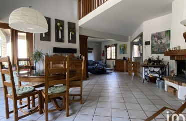 House 7 rooms of 144 m² in Bouffémont (95570)