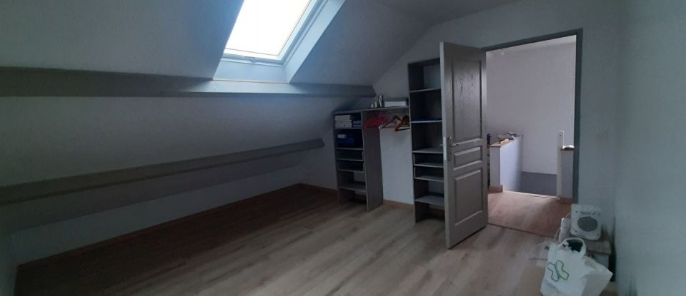 House 8 rooms of 150 m² in La Brosse-Montceaux (77940)