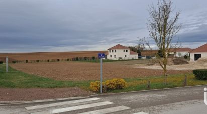 Land of 1,055 m² in Mesnil-Saint-Loup (10190)
