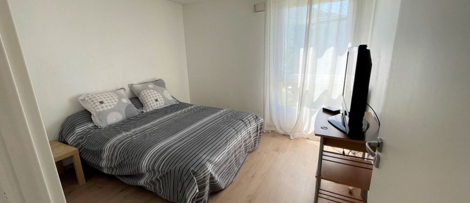 Apartment 3 rooms of 69 m² in Saint-Martin-d'Hères (38400)