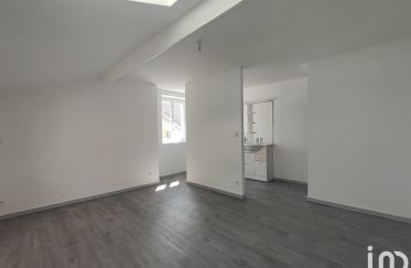 Appartement 4 pièces de 108 m² à Oyonnax (01100)