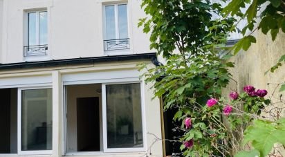 House 8 rooms of 160 m² in Fontenay-sous-Bois (94120)