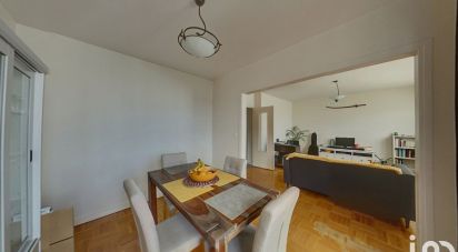 Appartement 4 pièces de 71 m² à Lanester (56600)