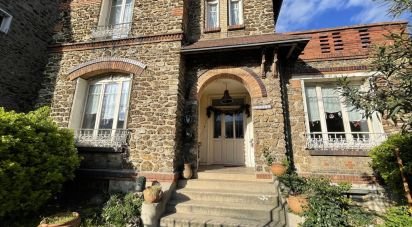 Maison 6 pièces de 135 m² à Savigny-sur-Orge (91600)
