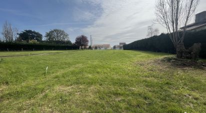 Land of 745 m² in Fontaine-le-Comte (86240)