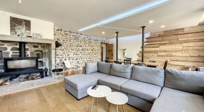 Maison 6 pièces de 200 m² à Montaigut-le-Blanc (63320)