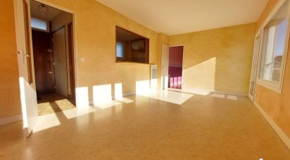 Apartment 3 rooms of 55 m² in Tarbes (65000)