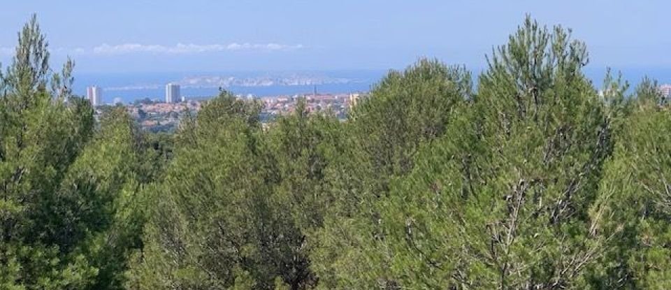 Terrain de 1 301 m² à Marseille (13015)