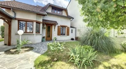 House 5 rooms of 88 m² in Paray-Vieille-Poste (91550)