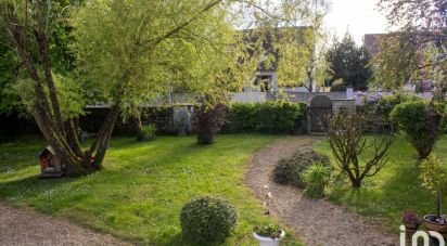 House 6 rooms of 134 m² in Poligny (77167)