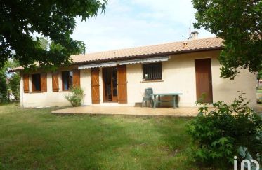 House 4 rooms of 78 m² in Sanguinet (40460)