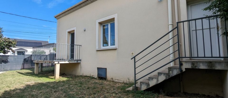 House 6 rooms of 102 m² in Leuville-sur-Orge (91310)