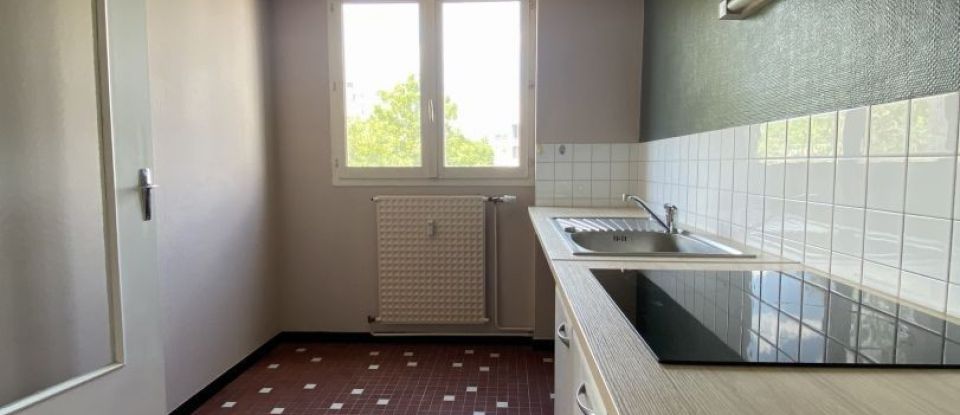 Appartement 1 pièce de 36 m² à Bourges (18000)