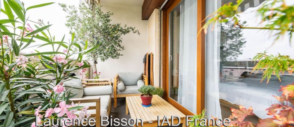Appartement 4 pièces de 91 m² à Paris (75012)