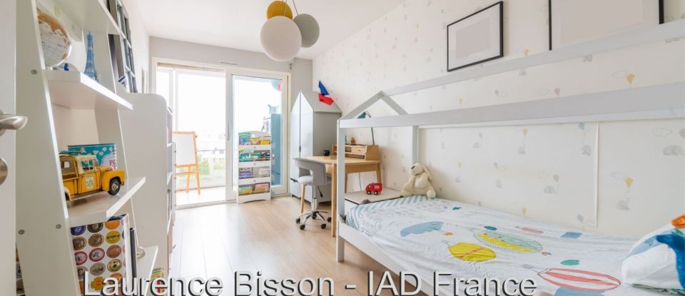 Apartment 4 rooms of 91 m² in Paris (75012)