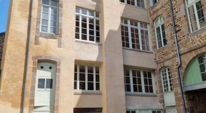 Apartment 4 rooms of 128 m² in Fougères (35300)