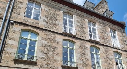 Appartement 4 pièces de 128 m² à Fougères (35300)