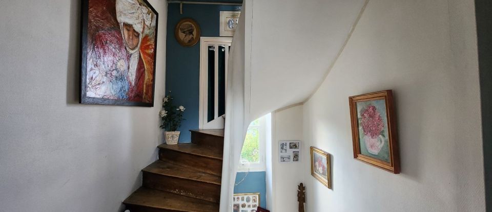 House 6 rooms of 161 m² in Thouars (79100)