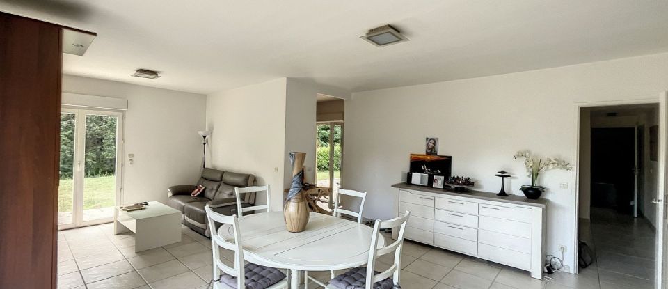 Apartment 4 rooms of 75 m² in Andilly (95580)