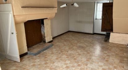 Maison 3 pièces de 55 m² à Saint-Sornin-Leulac (87290)