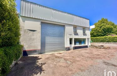 Parking/garage/box de 540 m² à Bussière-Galant (87230)