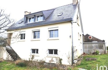 House 6 rooms of 186 m² in Riec-sur-Bélon (29340)