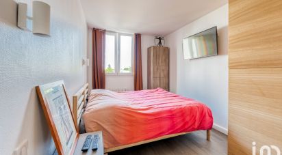 Apartment 4 rooms of 89 m² in Noisy-le-Grand (93160)