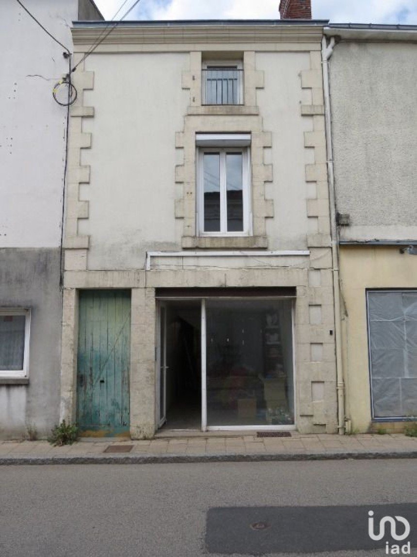 Appartement 3 pièces de 74 m² à La Châtaigneraie (85120)