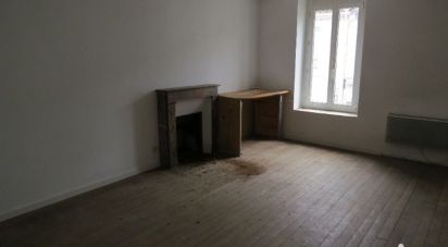 Apartment 3 rooms of 74 sq m in La Châtaigneraie (85120)