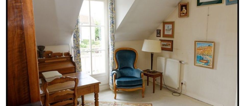 House 6 rooms of 164 m² in Fontainebleau (77300)