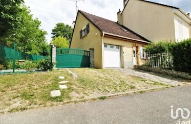 House 4 rooms of 92 m² in Mantes-la-Ville (78711)