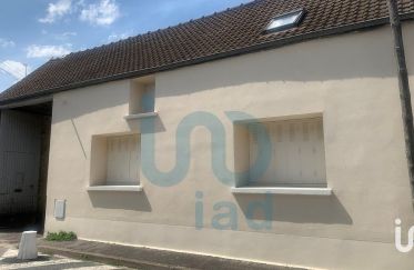 House 3 rooms of 79 m² in Margny-lès-Compiègne (60280)