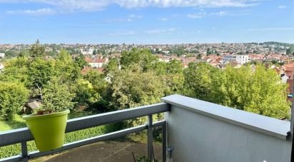 Apartment 4 rooms of 80 m² in Viry-Châtillon (91170)