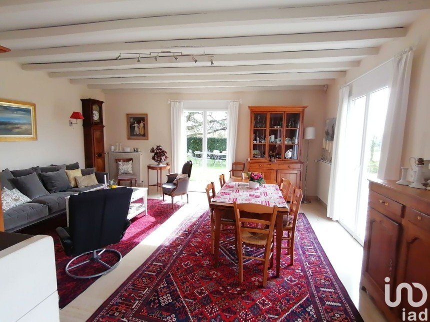 House 6 rooms of 167 m² in Amiens (80000)