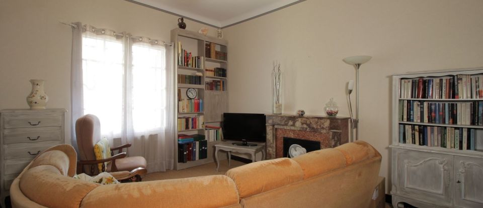 House 7 rooms of 160 m² in Avignon (84000)