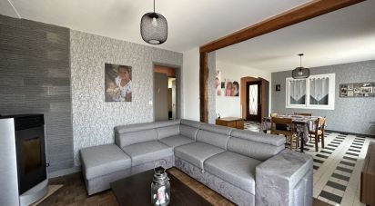 House 4 rooms of 105 m² in Adriers (86430)
