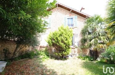 House 6 rooms of 91 m² in La Norville (91290)