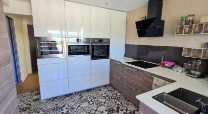 Appartement 4 pièces de 96 m² à Valence (26000)